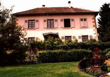 Kappelen - das Pfarrhaus    (C) B. Lambert 1998